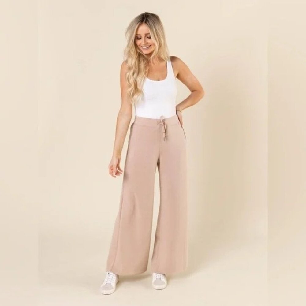 Spanx AirEssentials Womens Large Drawstring Cropped Wide Leg Lounge Pants Fawn